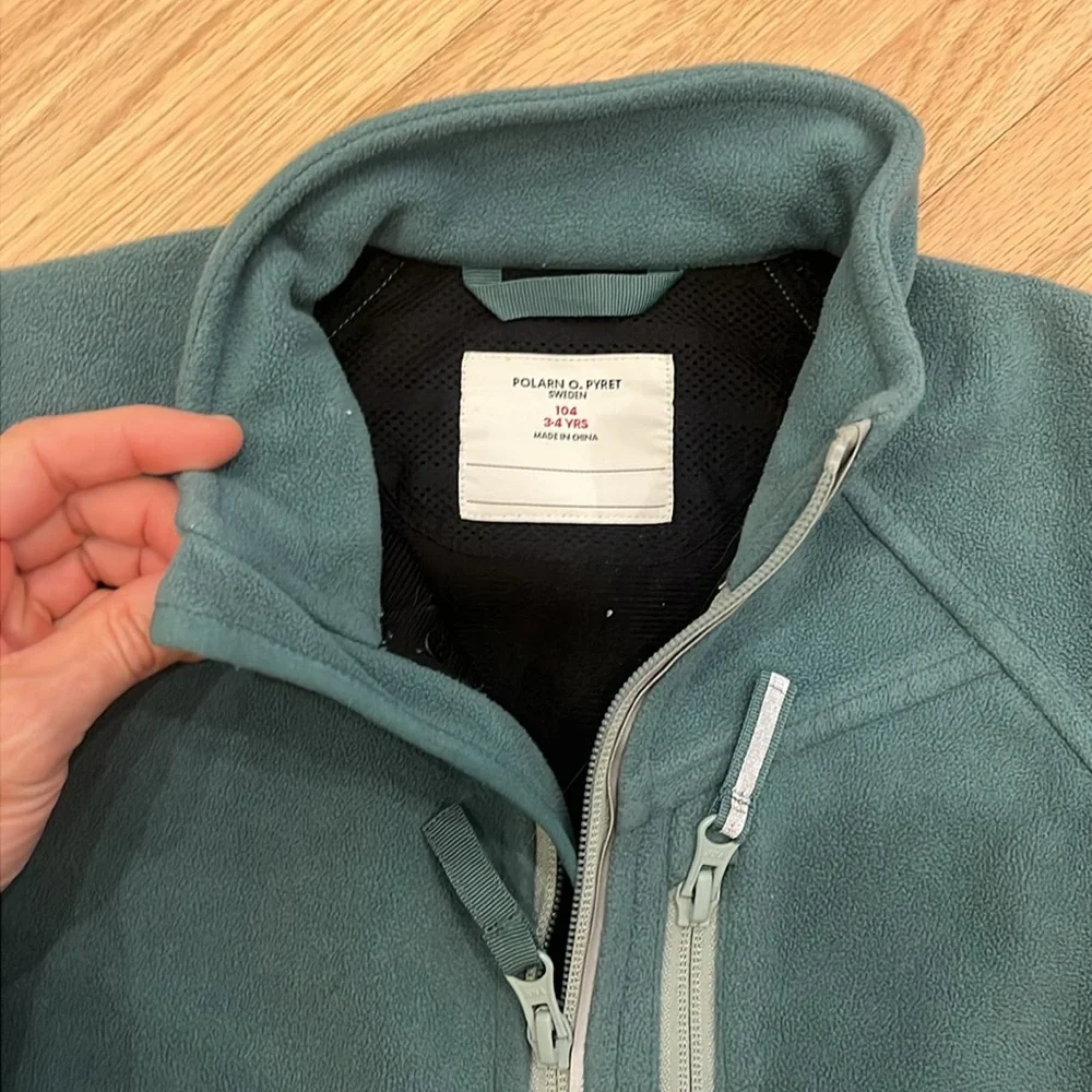 Polarn O. Pyret blue zip up fleece in sz 3-4 with chest pocket - Picture 2 of 5